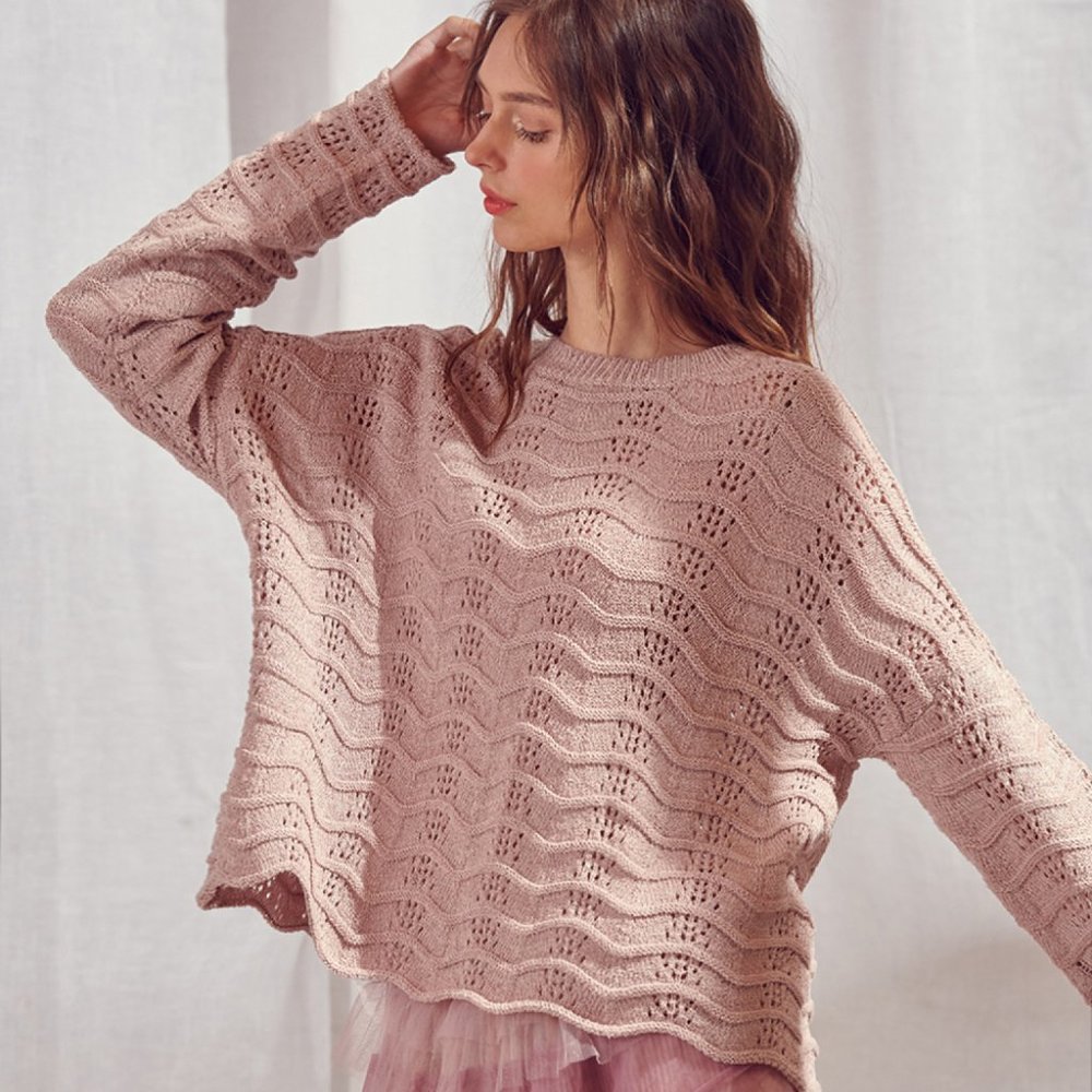 Storia Dusty Rose Wavy Knit Pullover Sweater with Scalloped Hem
